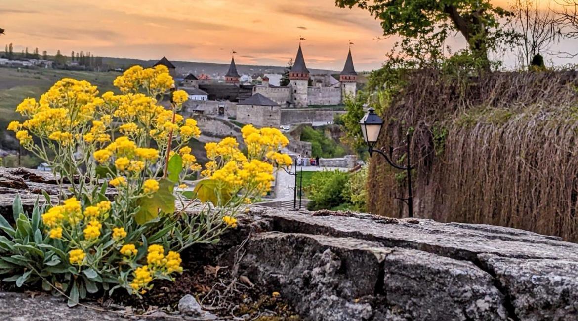 Центр Міста Апартаменты Kamianets-Podilsky Extérieur photo